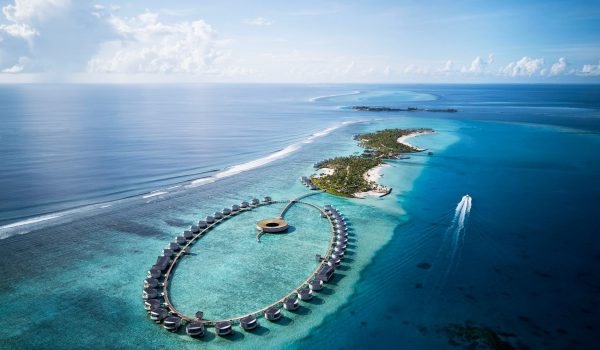 1The Ritz-Carlton Maldives, Fari Islands - Aerial Boat