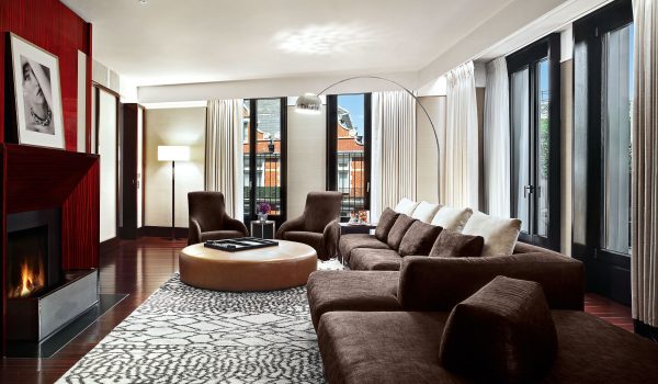 a Bvlgari-Hotel-London-Bvlgari-Suite-VI-Living-Room