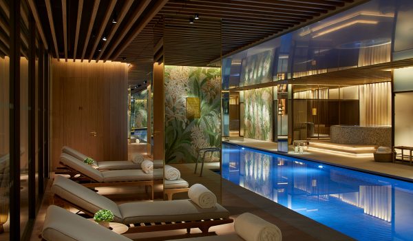 1 The Spa at 45 Park Lane-pool loungers-highres